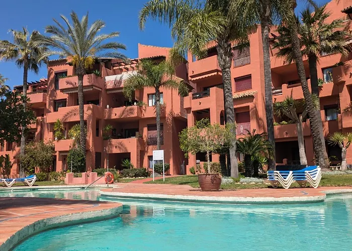 Marbella Bliss 2 Min To Alicate Beach And Pool In Residence